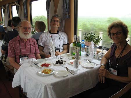 08_Train_Dining